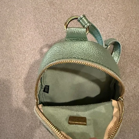 Portland Leather Metallic Mint Green Crossbody Bag - Picture 10 of 10